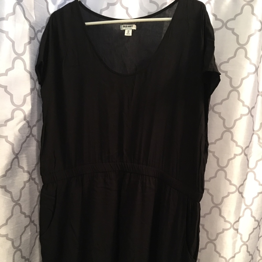 Old Navy Little black dress with pockets